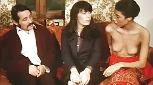 La porn branlette espagnole prostituée ludique Zoe Bloom aime les plugs anal