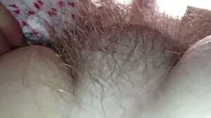 Audrey grosse bite francais baise avec les seins et la bouche aussi bien qu'avec la chatte