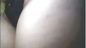ButtBunny enfreint le brevet BangBike de videos de sexe francais M. Garrison !