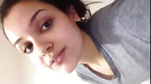 Teen avec un grand cul aime l'action belge porno anale