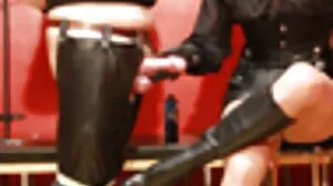 Riley porno hub français Reid se prend une bite noire profonde