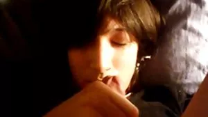 Nounou attachée pilonnée avec un épais POV porn mature français