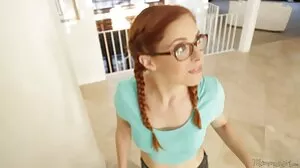 Summer Brielle la Barbie parfaite porno français bi
